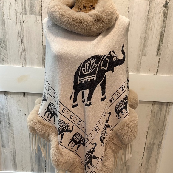 PONCHO - BEIGE SAFARI ELEPHANT THEME - ONE SIZE - Picture 6 of 7